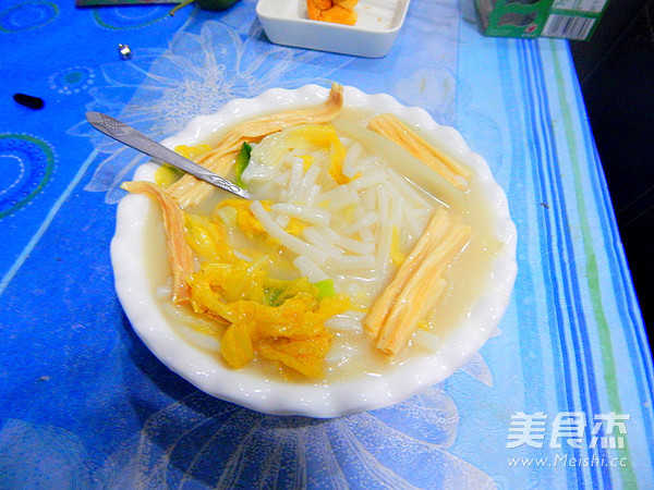 <a href=/shicai/shucai/BaiCai/index.html target=_blank><u>白菜</u></a><a href=/shicai/mimian/FuZhu/index.html target=_blank><u>腐竹</u></a><a href=/shicai/mimian/NianGao/index.html target=_blank><u>年糕</u></a>的做法