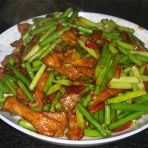 蒜苗炒肉