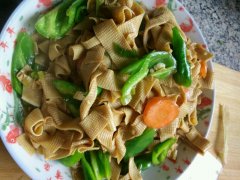 尖椒干豆腐的做法