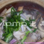 沙姜鸡煲
