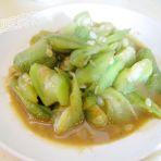 沙茶蒜蓉炒丝瓜