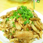 平菇炒肉