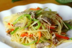 土豆丝炒肉的做法
