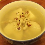 【淮山薏米芡实汤】淮山薏米芡实汤是什么_淮山薏米芡实汤的功效