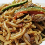 牛肉炒乌冬面的做法