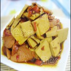 剁椒豆干炒脆肠